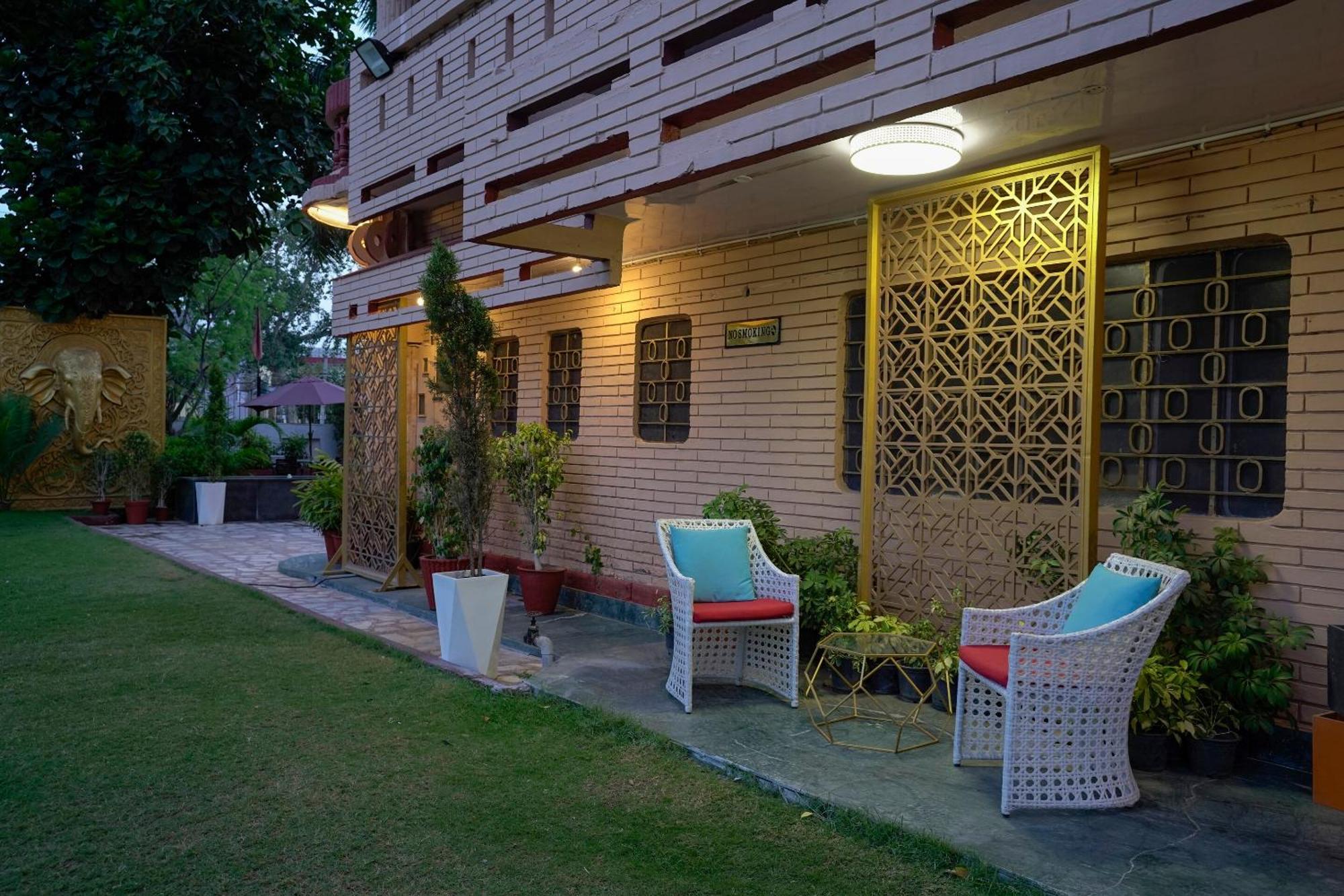 Spot On Nanki Palace Ajmer Esterno foto